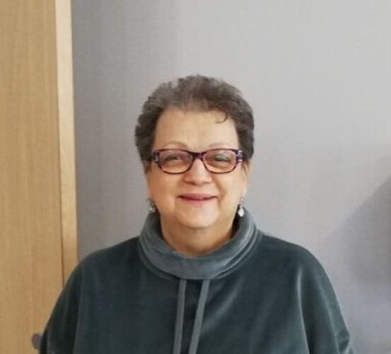 Medium therese daigle