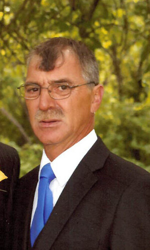 Medium wayne simmons