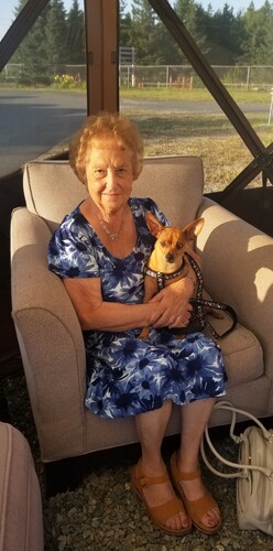 Medium yvonne duguay3