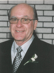 Earl Johnson  Sr.